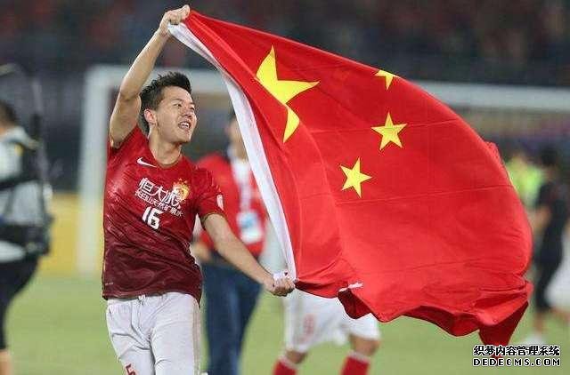 含著金鑰匙入場(chǎng)，砸60億打廣告巨虧40億，混得“最失敗”的一瓶水