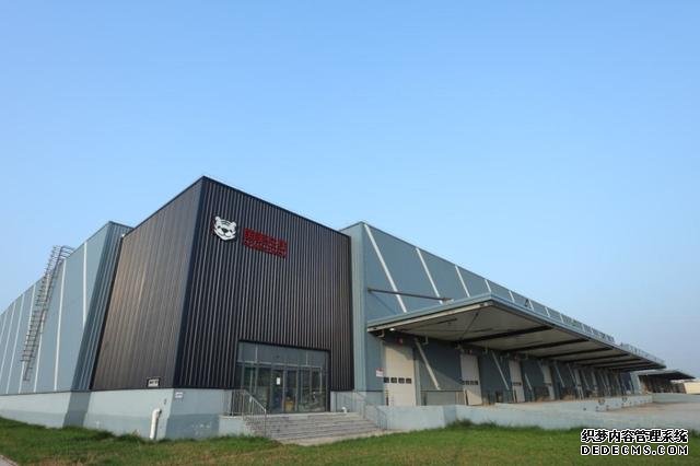 劉強(qiáng)東掀起全新風(fēng)暴，阿里騰訊始料未及，消費(fèi)者恐成最大贏家？